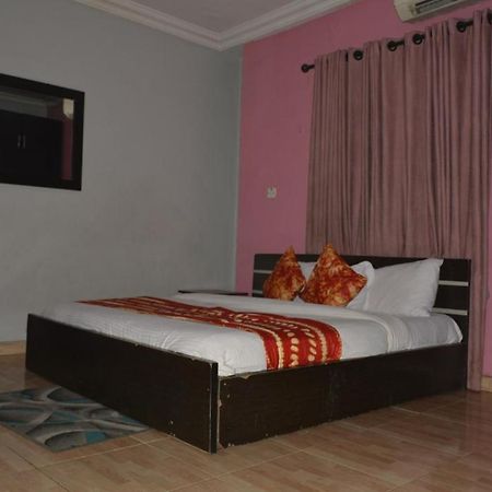 Esporta Suites Yaba Lagos Eksteriør billede