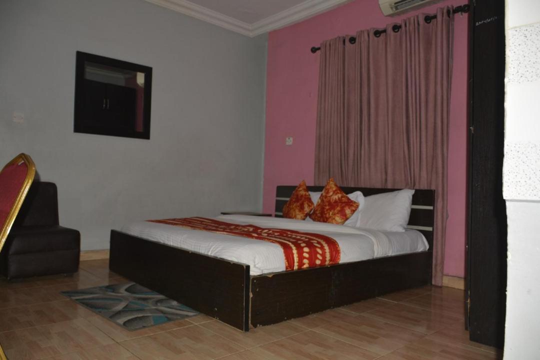 Esporta Suites Yaba Lagos Eksteriør billede