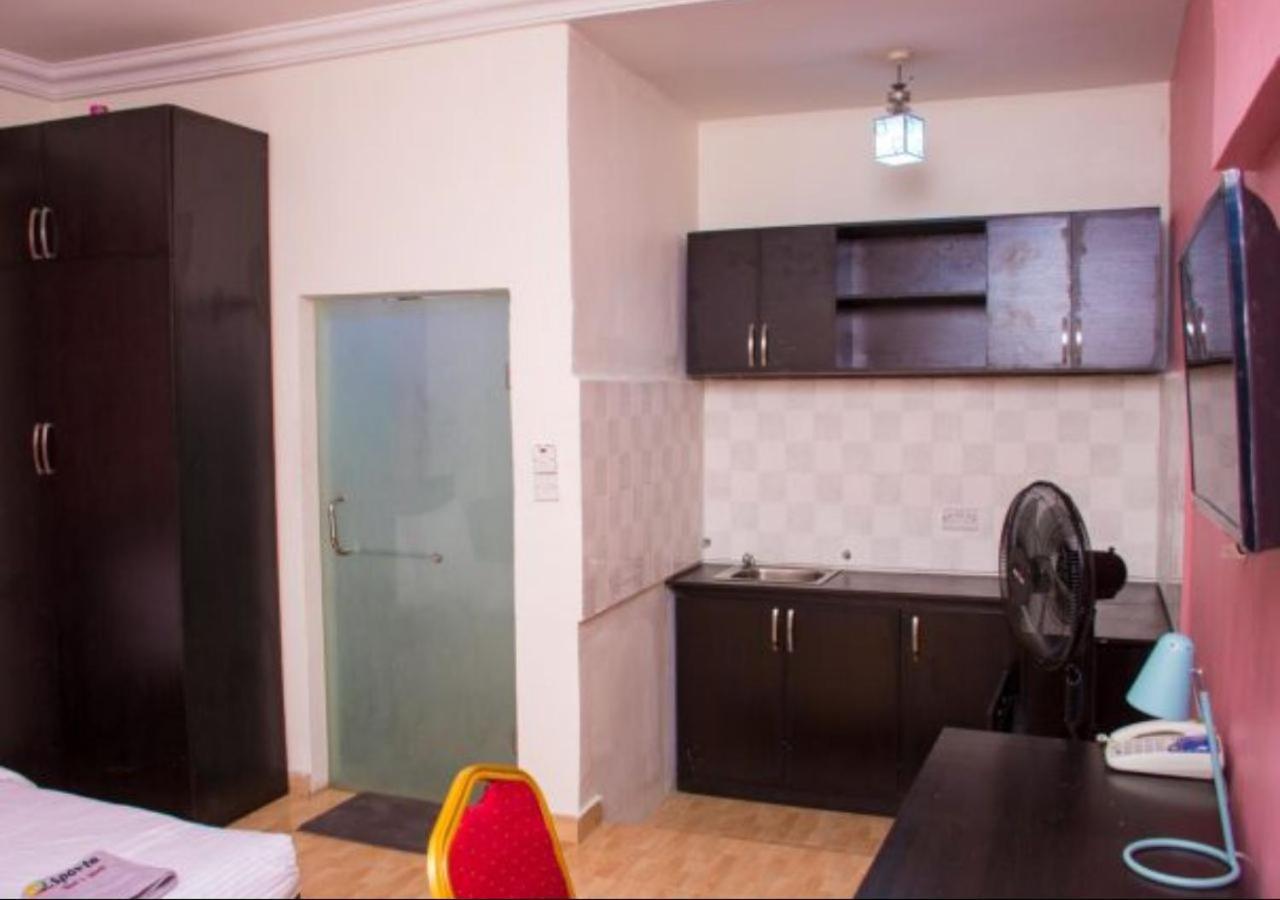 Esporta Suites Yaba Lagos Eksteriør billede