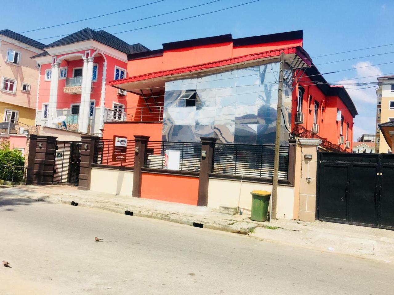 Esporta Suites Yaba Lagos Eksteriør billede