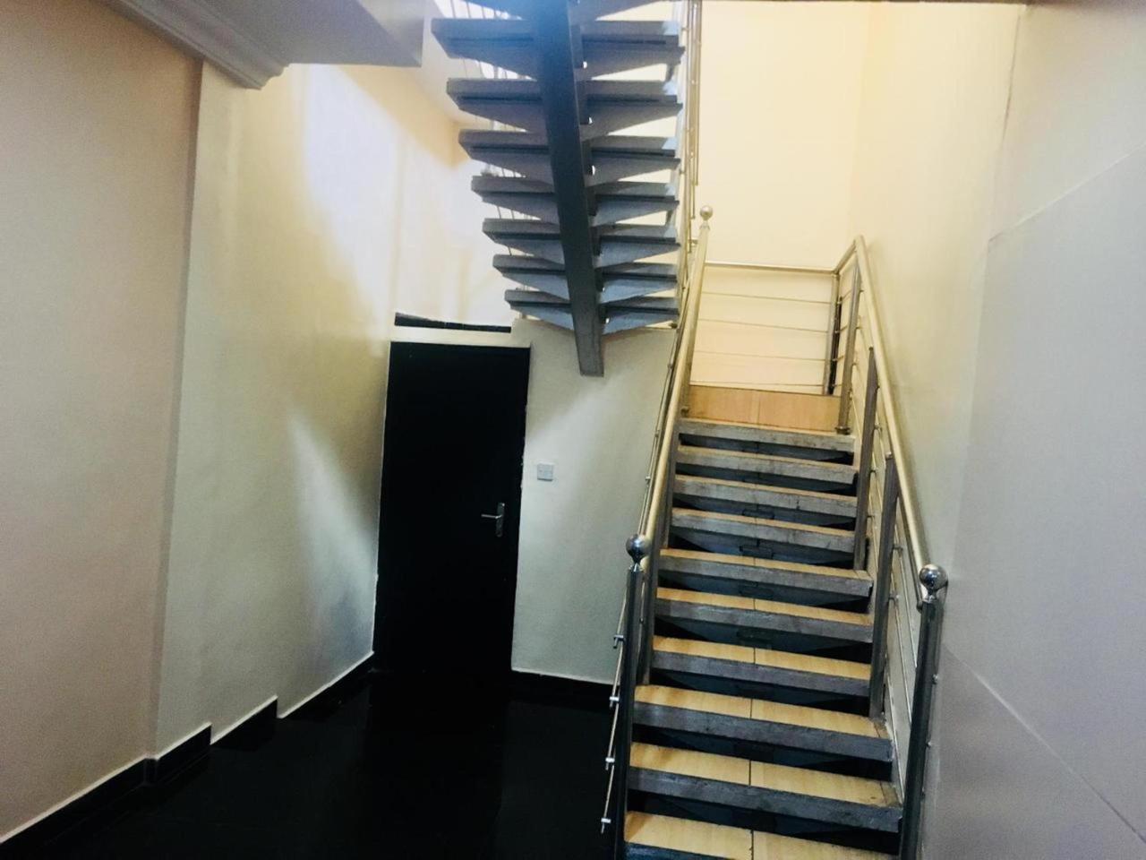 Esporta Suites Yaba Lagos Eksteriør billede